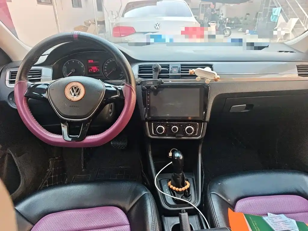 Volkswagen Santana — миниатюра 13