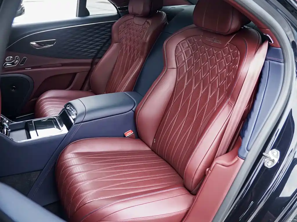 Bentley Flying Spur — миниатюра 10
