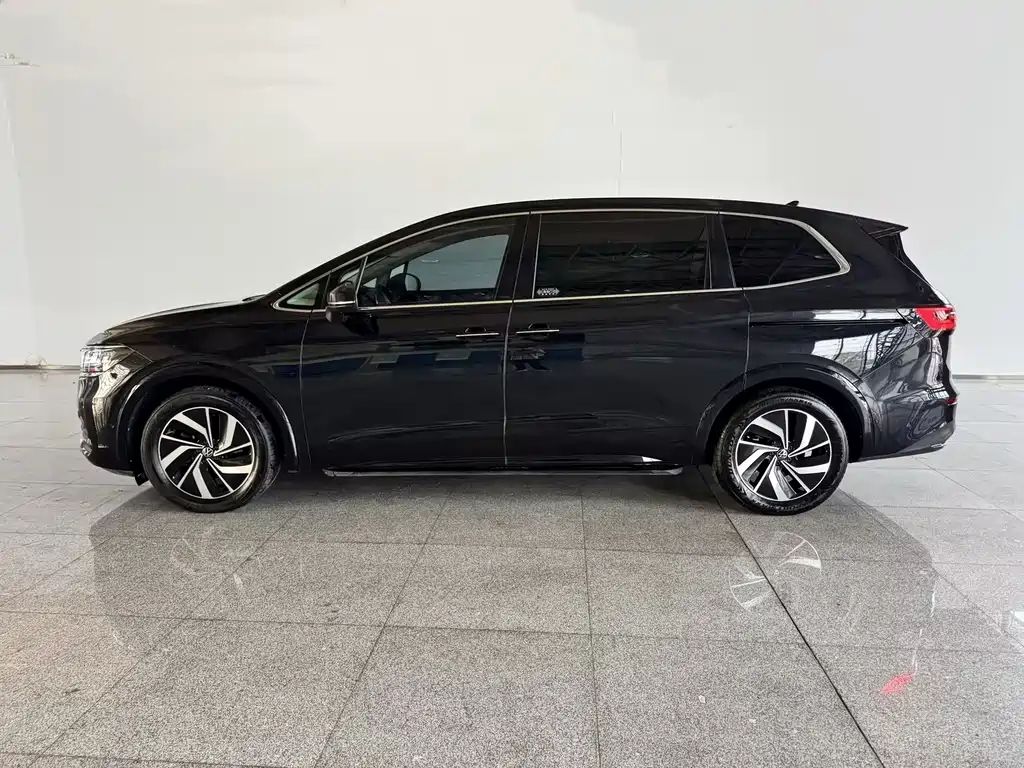Volkswagen Viloran — миниатюра 2