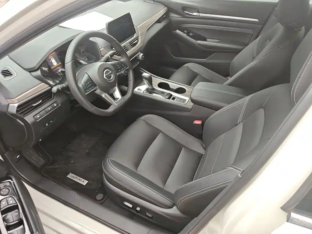 Nissan Teana — миниатюра 16
