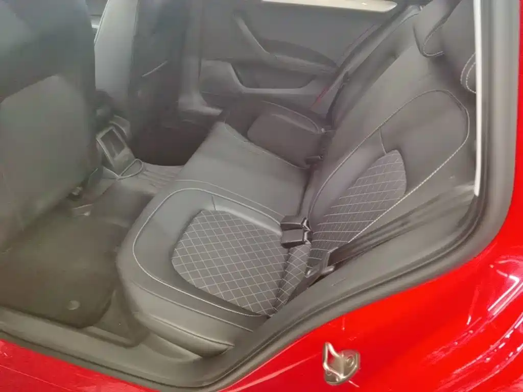 Skoda Rapid Spaceback — миниатюра 17