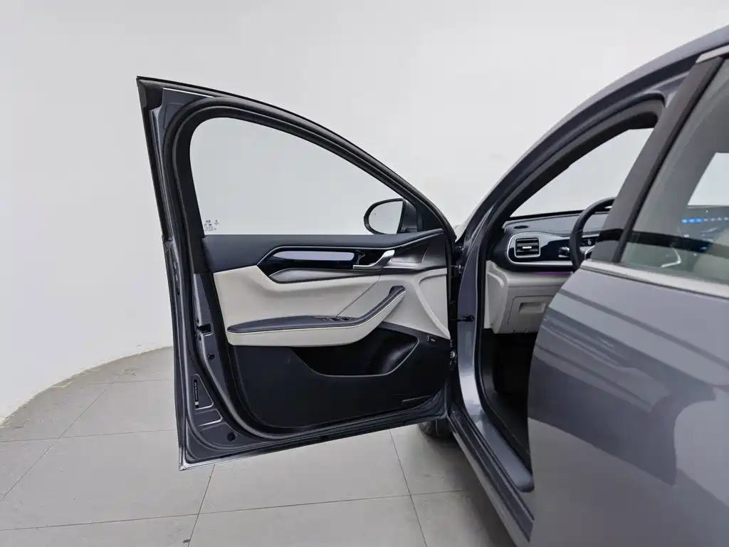 BYD Qin PLUS — миниатюра 8