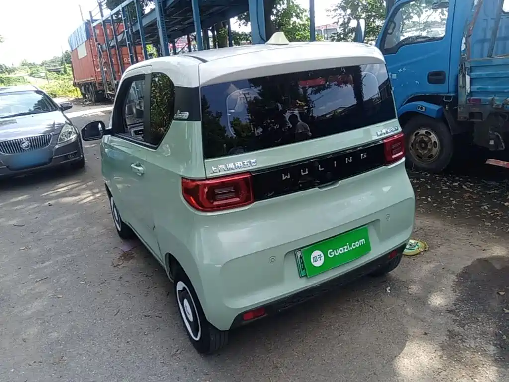 Wuling MINIEV — миниатюра 5