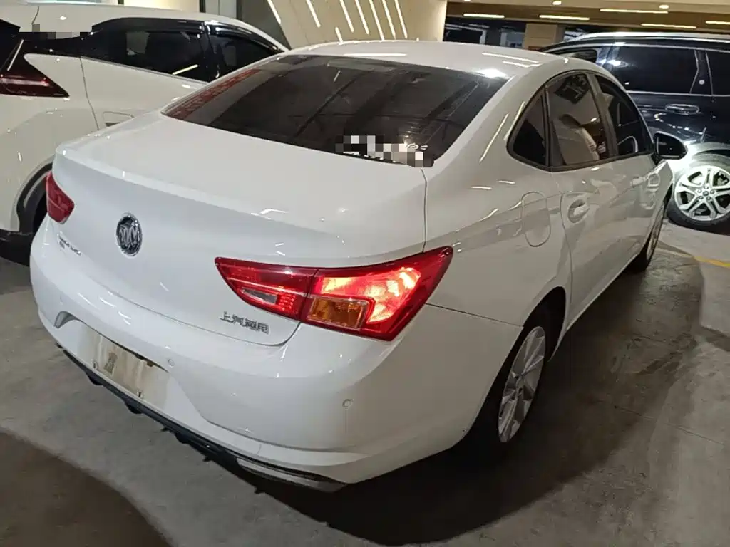 Buick Verano — миниатюра 7