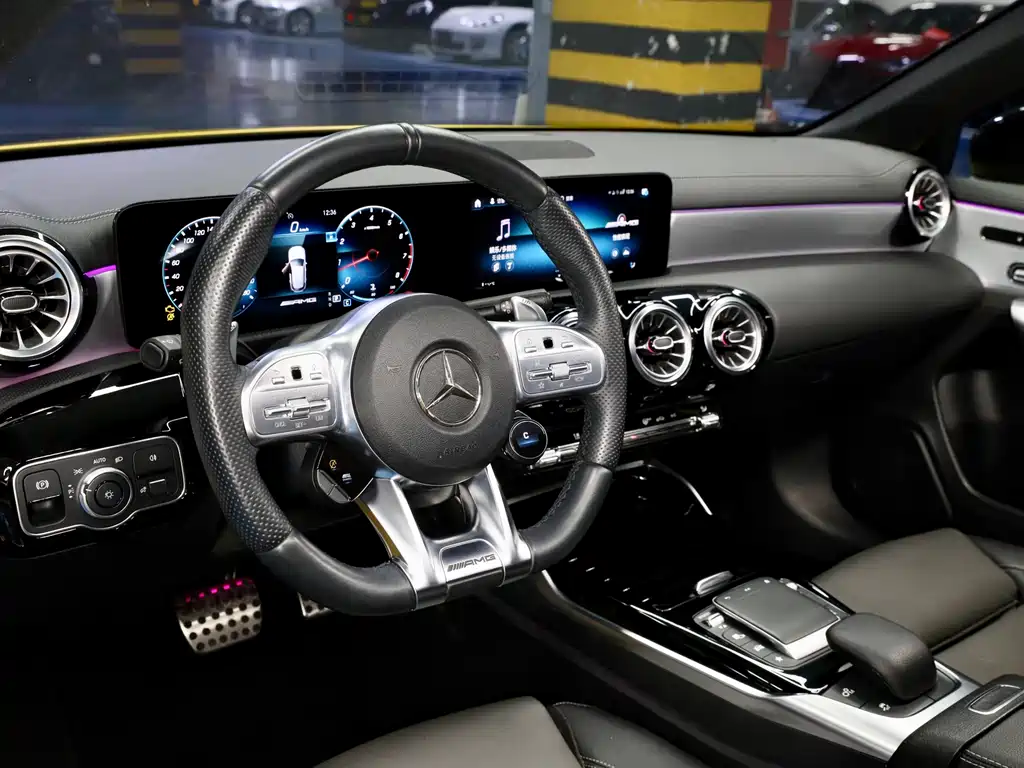 MERCEDES-BENZ A CLASS AMG