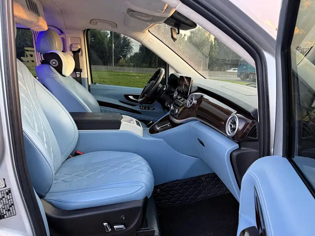 Mercedes-Benz Vito — миниатюра 17