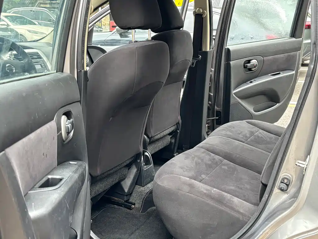 Nissan Livina 1.6XE CVT Comfort Edition, фото 9