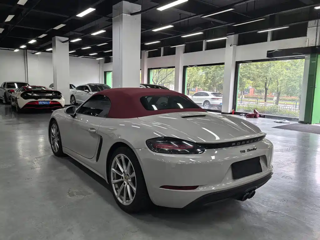 Porsche 718 2020 Boxster 2.0T