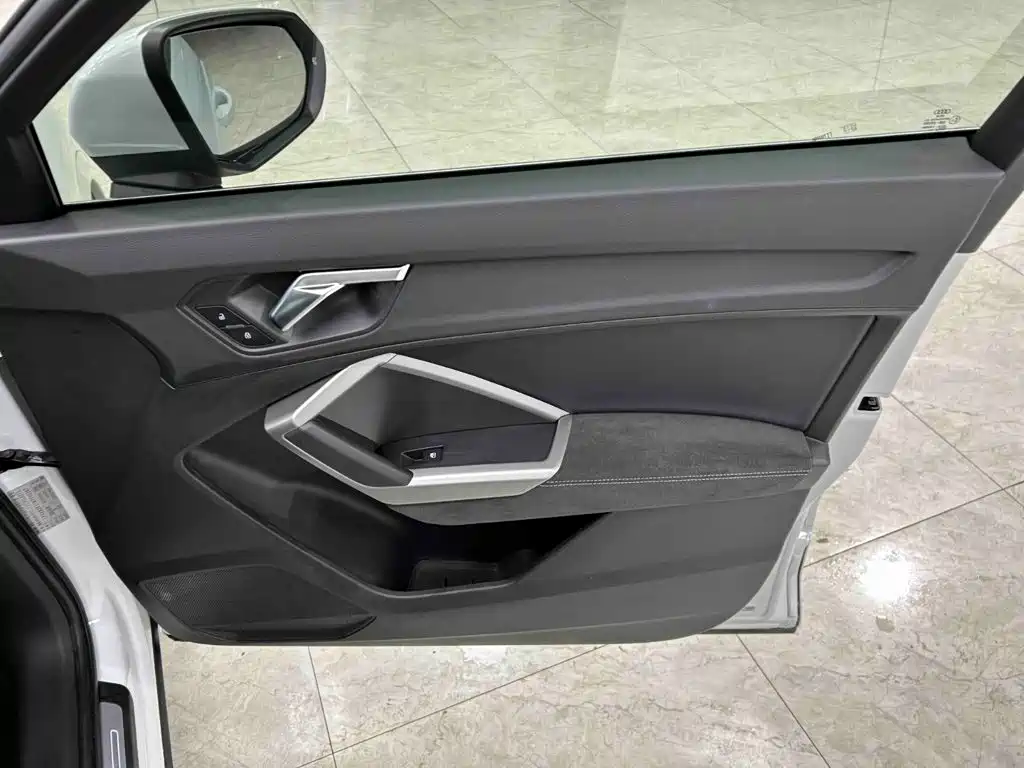 Audi Q3 — миниатюра 19