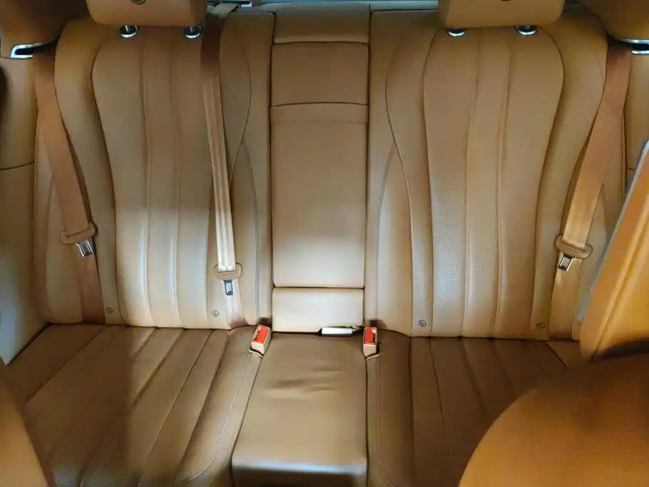 Bentley Flying Spur — миниатюра 11