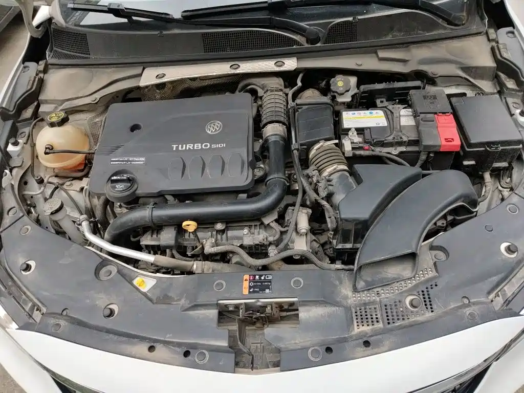 Buick Verano — миниатюра 16