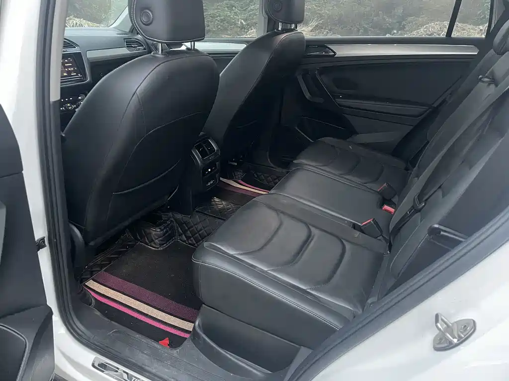 Volkswagen Tiguan L — миниатюра 6