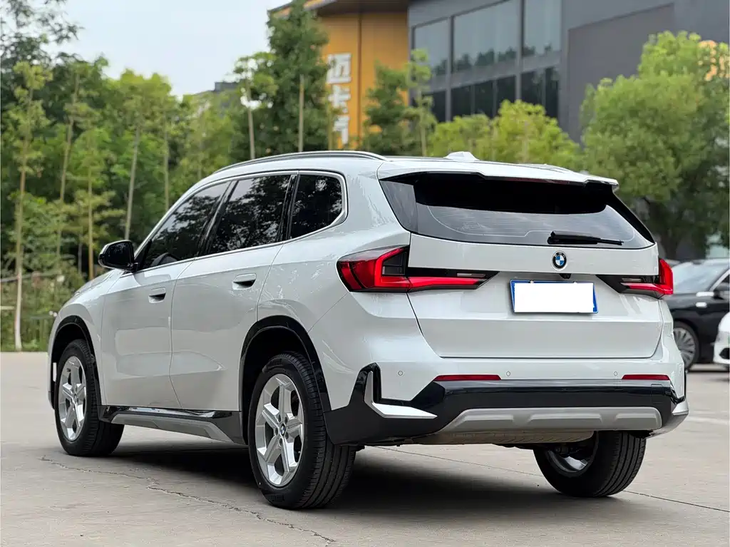 BMW X1 — миниатюра 6