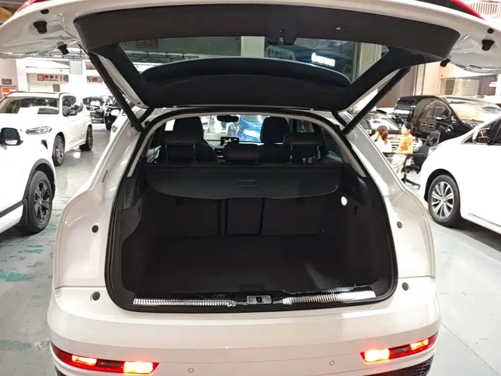 Audi Q3 — миниатюра 19