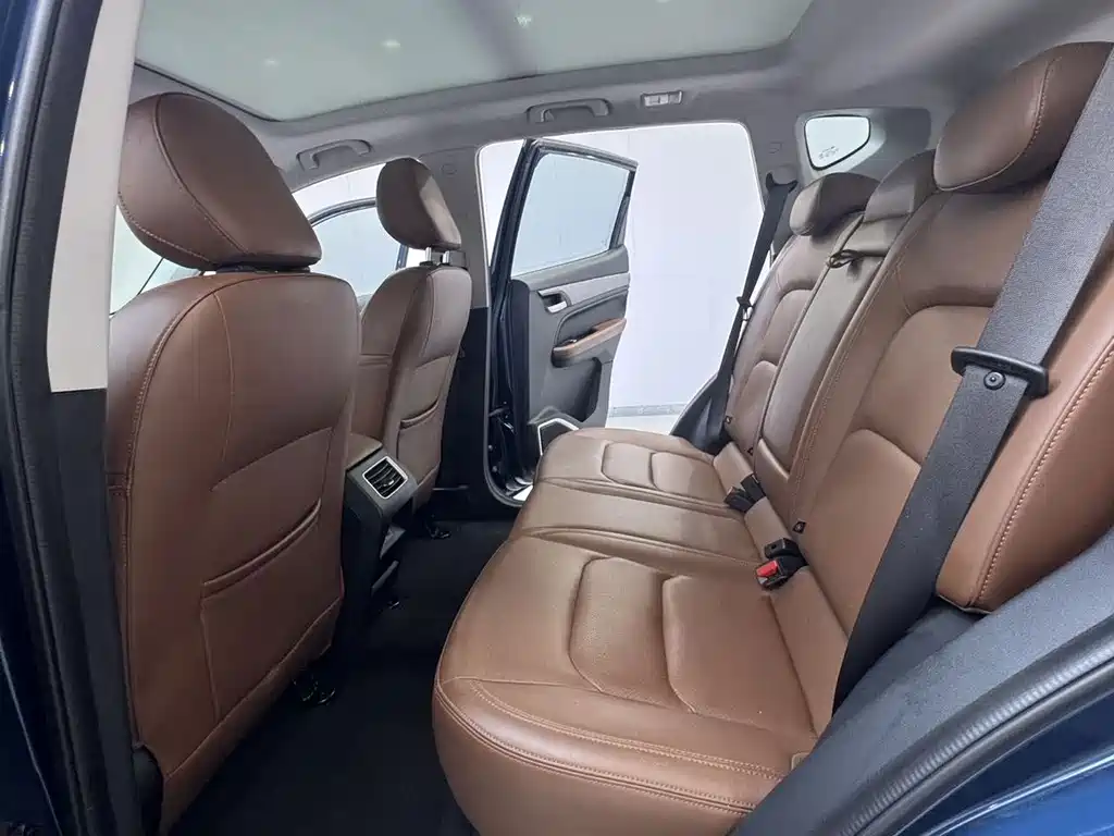 Geely Vision X6 — миниатюра 11