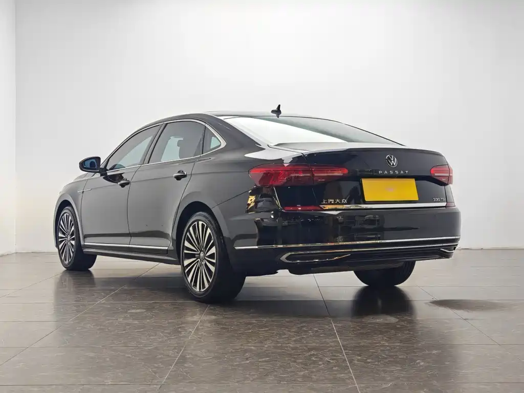 Volkswagen Passat 2020 330TSI Luxury V