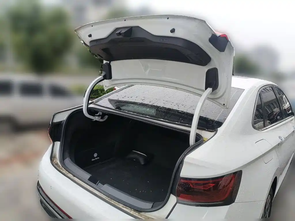 Volkswagen Sagitar — миниатюра 20