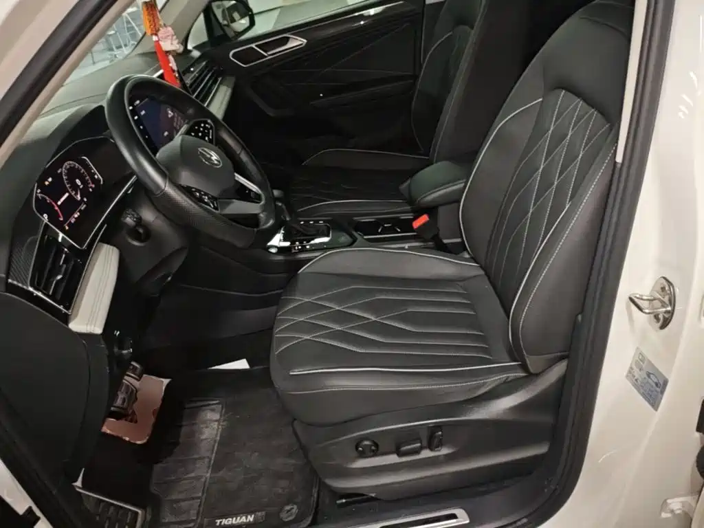 Volkswagen Tiguan L — миниатюра 15