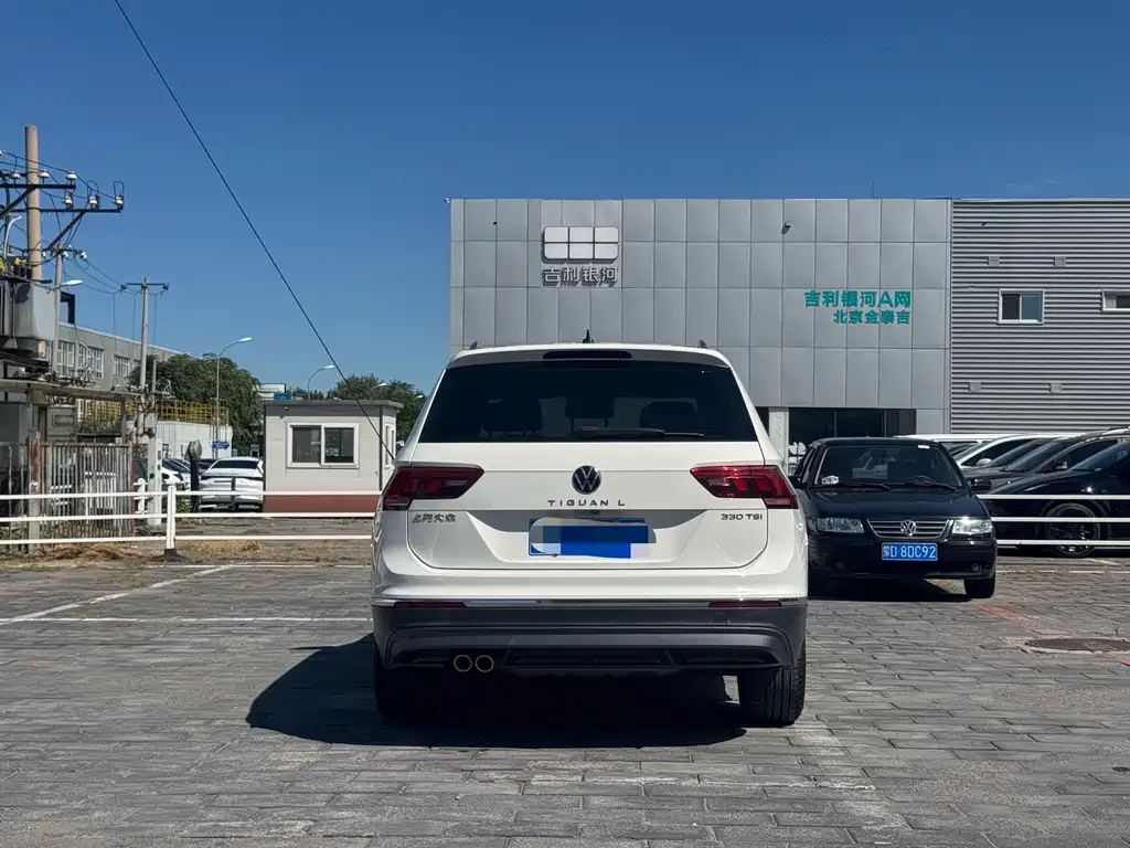 Volkswagen Tiguan L — миниатюра 4