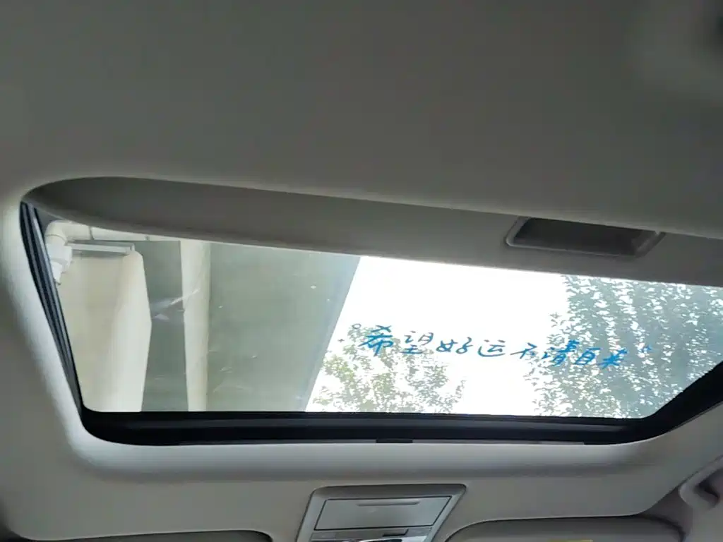 Chevrolet Captiva — миниатюра 18