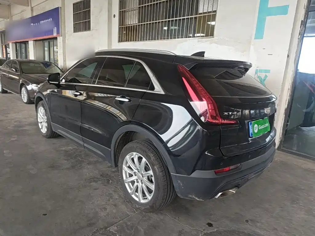 Cadillac XT4 — миниатюра 5