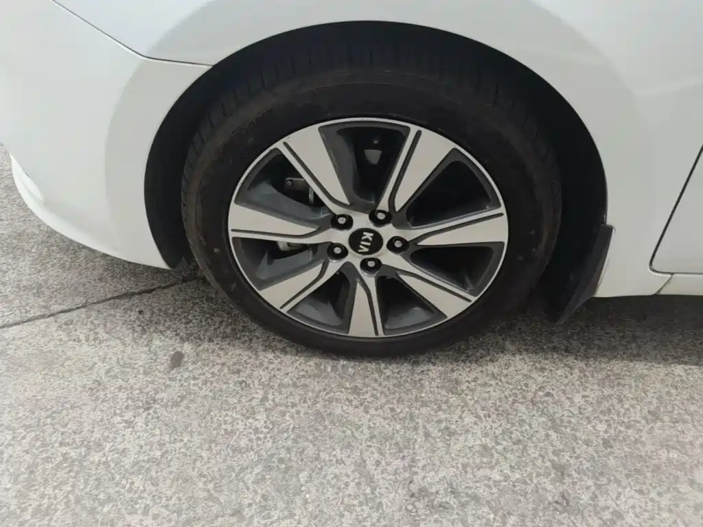 Kia K4 — миниатюра 23