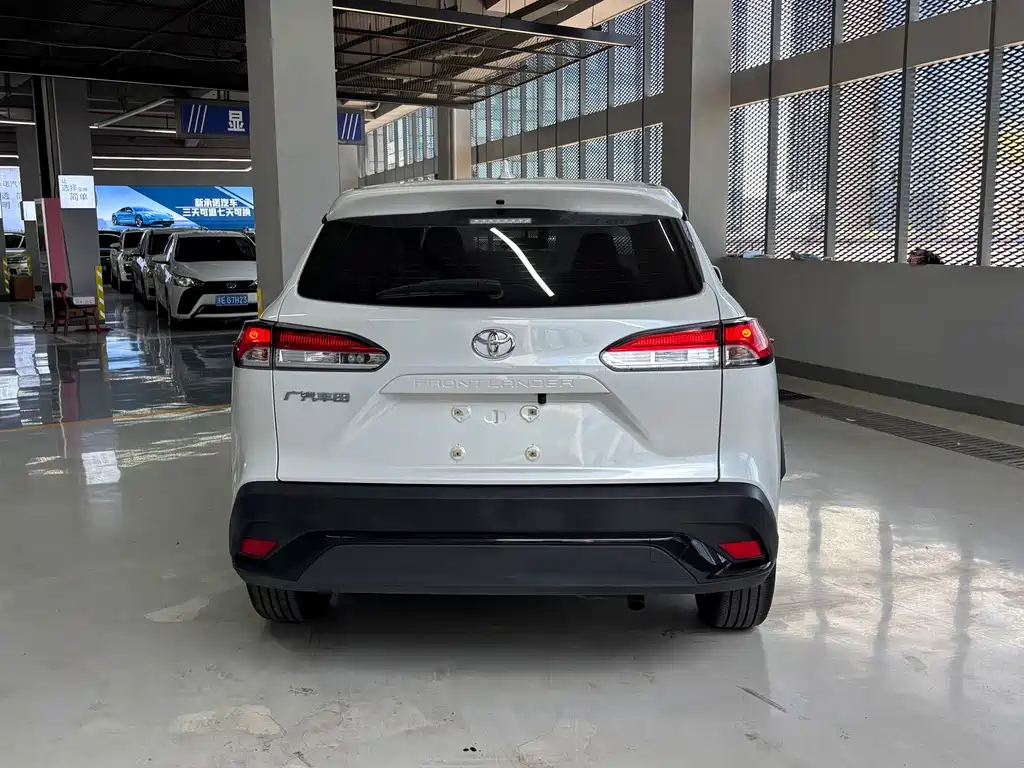 Toyota Frontlander — миниатюра 15