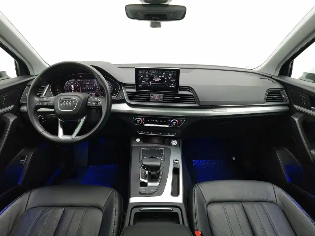 Audi Q5L — миниатюра 5