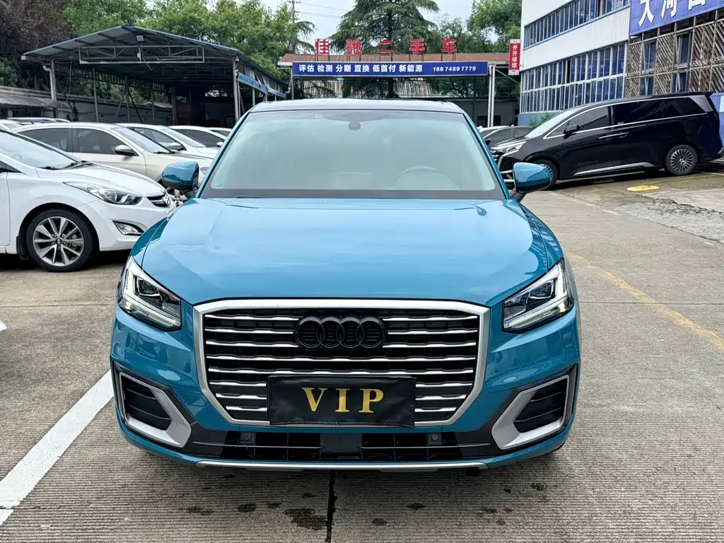 Audi Q2L — миниатюра 2