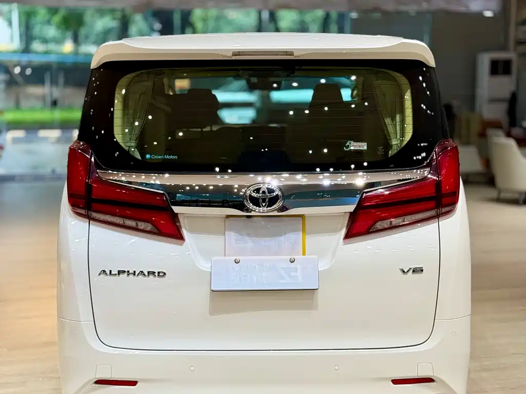 Toyota Alphard 2018 3.5L Luxury