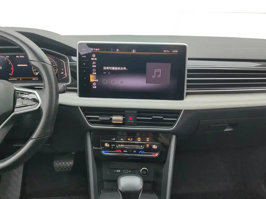 Volkswagen Tiguan L — миниатюра 13
