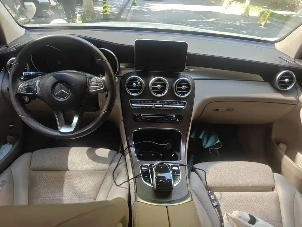 Mercedes-Benz GLC — миниатюра 13