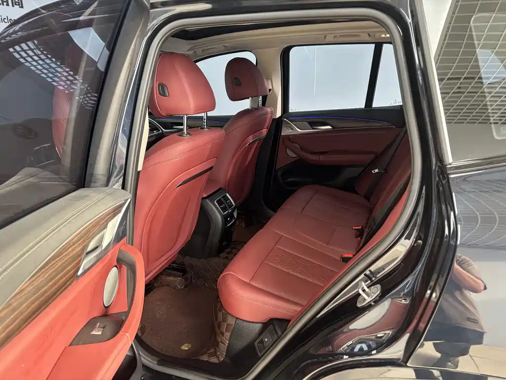 BMW X3 — миниатюра 21