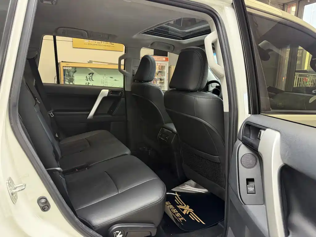 Toyota Prado — миниатюра 19