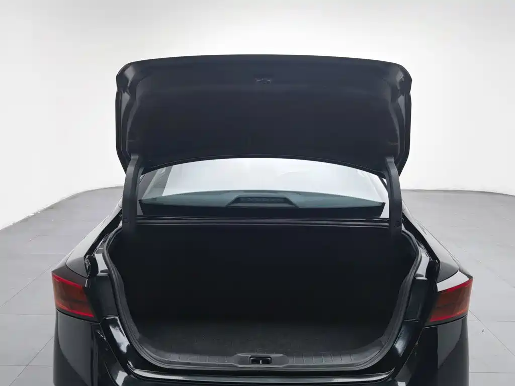 Nissan Teana — миниатюра 16