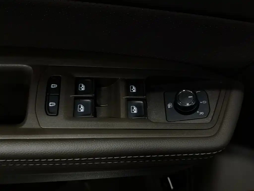 Volkswagen Viloran — миниатюра 9