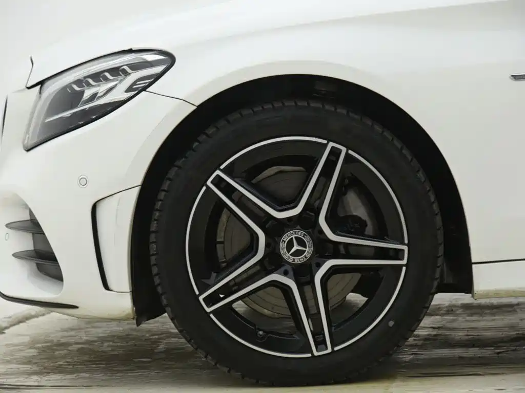 Mercedes-Benz C-Class — миниатюра 20