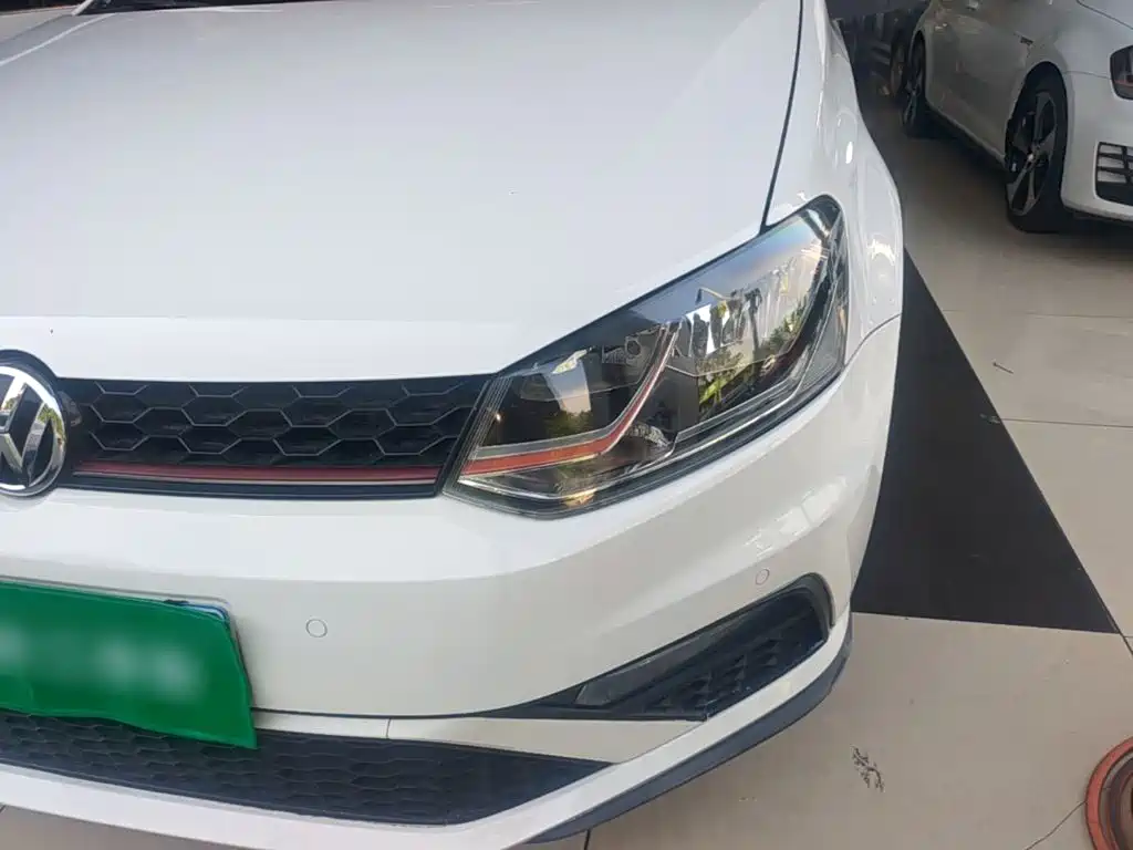 Volkswagen Polo — миниатюра 24