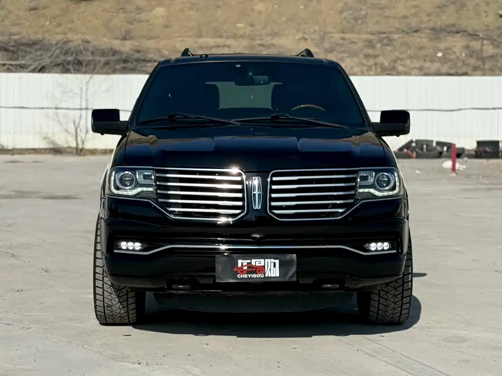Lincoln Navigator — миниатюра 2