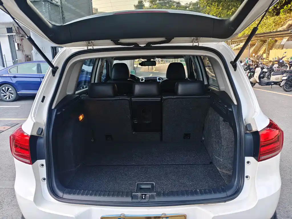 Volkswagen Tiguan — миниатюра 15