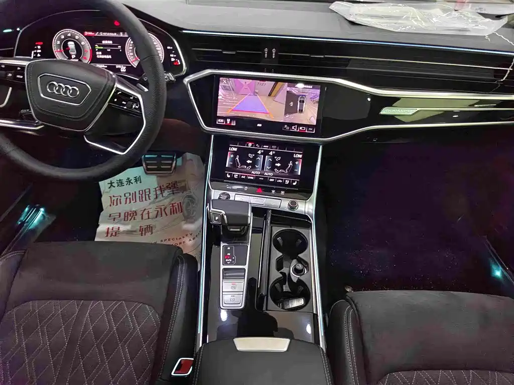 Audi A7L — миниатюра 11