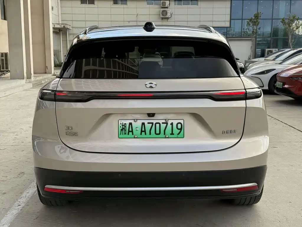 NIO ES6 — миниатюра 15