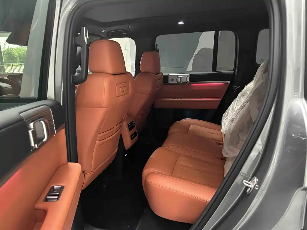 Fangchengbao Leopard 7 7 2025 200KM Max