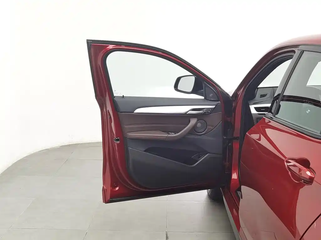 BMW X2 — миниатюра 8