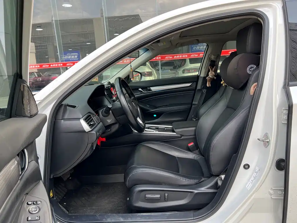 Honda Accord — миниатюра 6