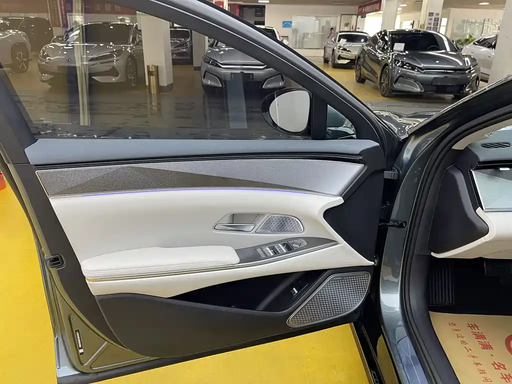 BYD Han L — миниатюра 3