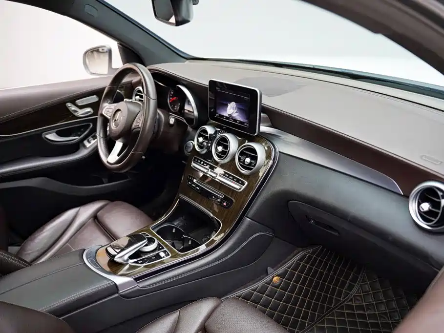 Mercedes-Benz GLC — миниатюра 13