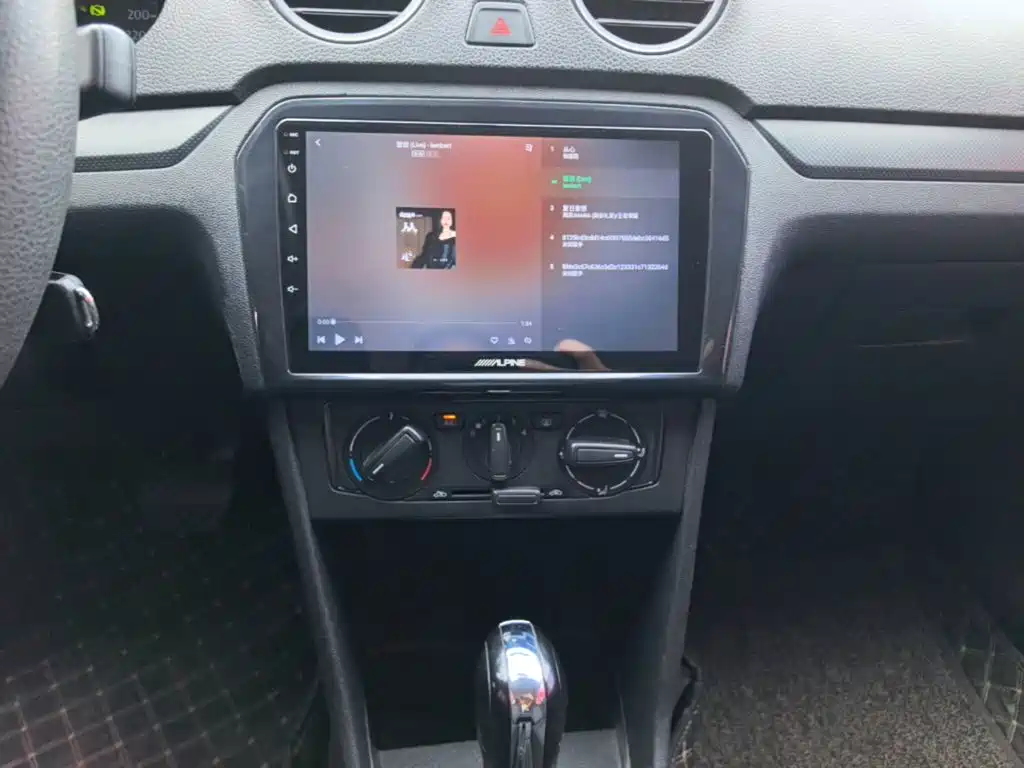 Volkswagen Jetta — миниатюра 13