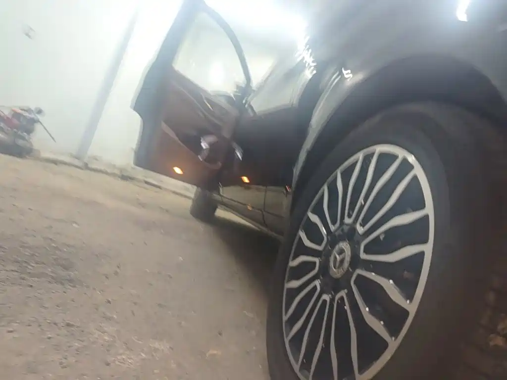 Mercedes-Benz V-Class — миниатюра 22