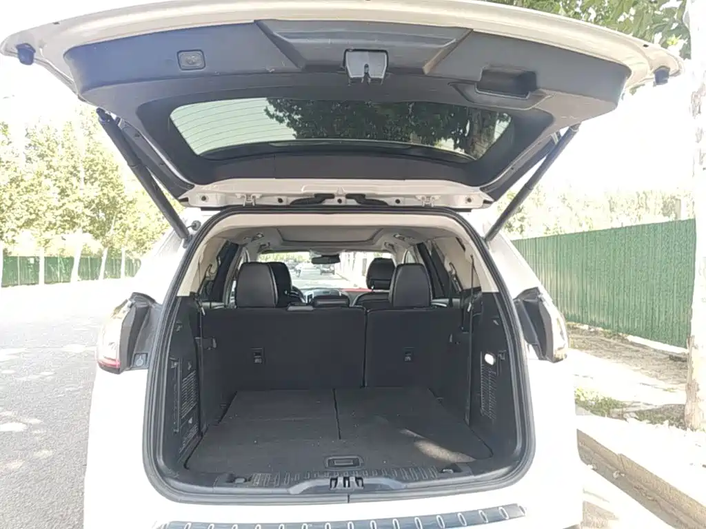 Ford Edge — миниатюра 19